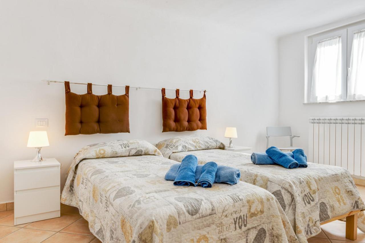 La Spezia Migliarina Bedrooms Экстерьер фото