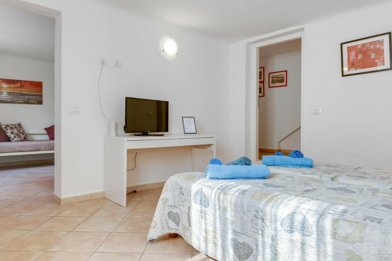 La Spezia Migliarina Bedrooms Экстерьер фото